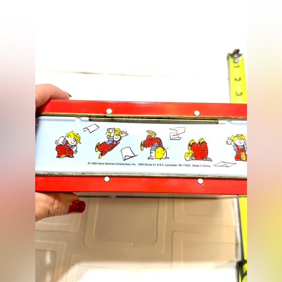 Dennis the Menace Lunch Box Tin 1998 - Picture 8 of 9